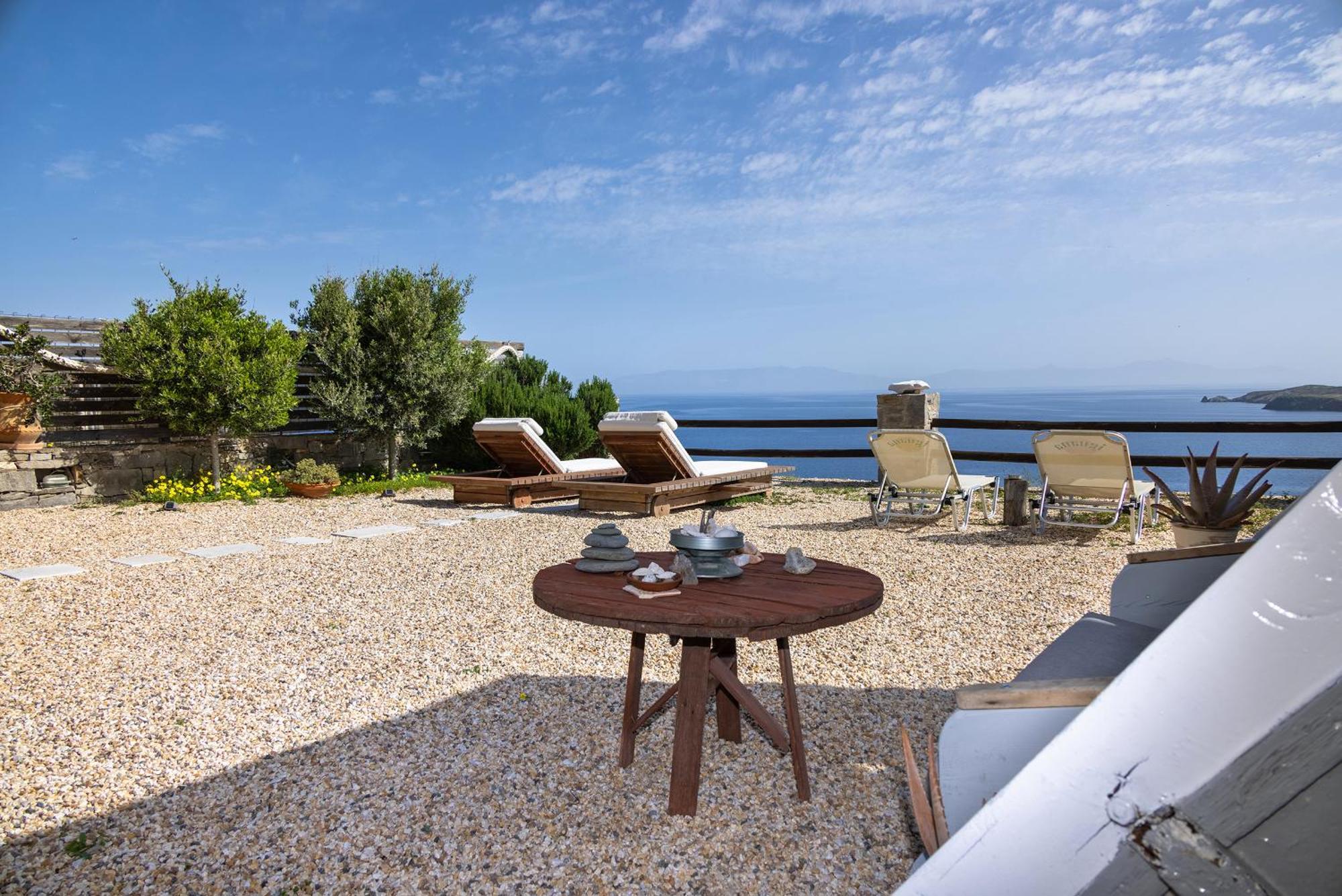 Aegean View - Seaside Apartment In Syros Azolimnos Syros Exterior photo