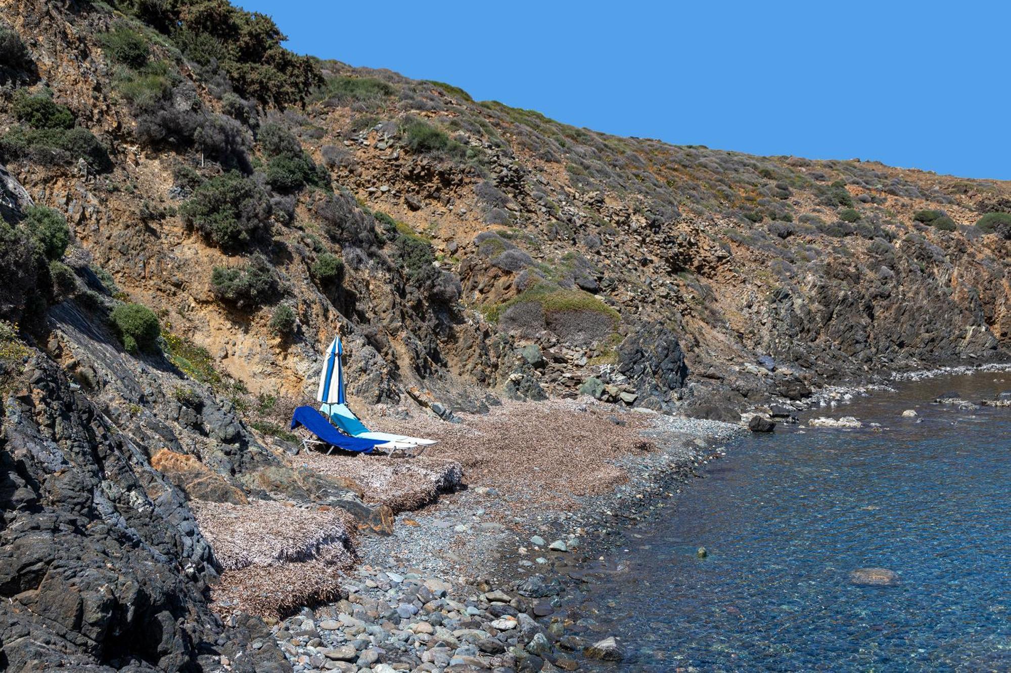 Aegean View - Seaside Apartment In Syros Azolimnos Syros Exterior photo